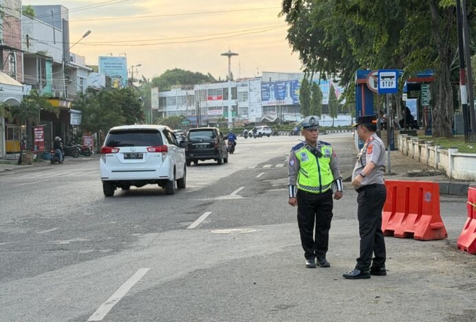 Kapolda Aceh Turun Langsung Pastikan Lalu Lintas Aman dan Lancar