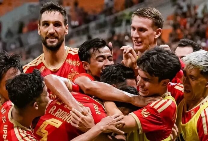 Klasemen Sementara BRI Super League: Persija Tak Terkejar, Persib Sodok ke 4 Besar