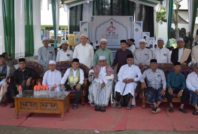 Wagub Aceh Hadiri Haul ke-38 Abu Tanoh Mirah di Bireuen