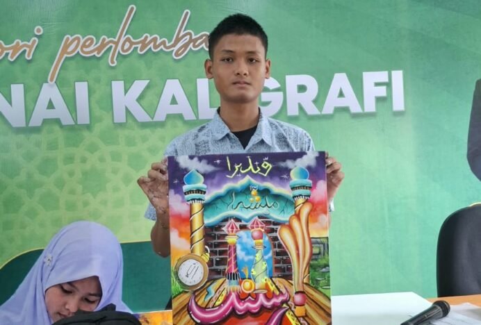 Torehkan Prestasi di Bidang Kaligrafi, Alfa Najmi Raih Harapan II pada APRESIASI Madrasah Aceh 2026